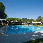 Solarium/piscina Hébergement de vacances *